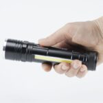 چراغ قوه پلیسی با چراغ جانبی و آهنربادار